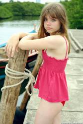 [Image: ff3hdtfvofr3_t.jpg]